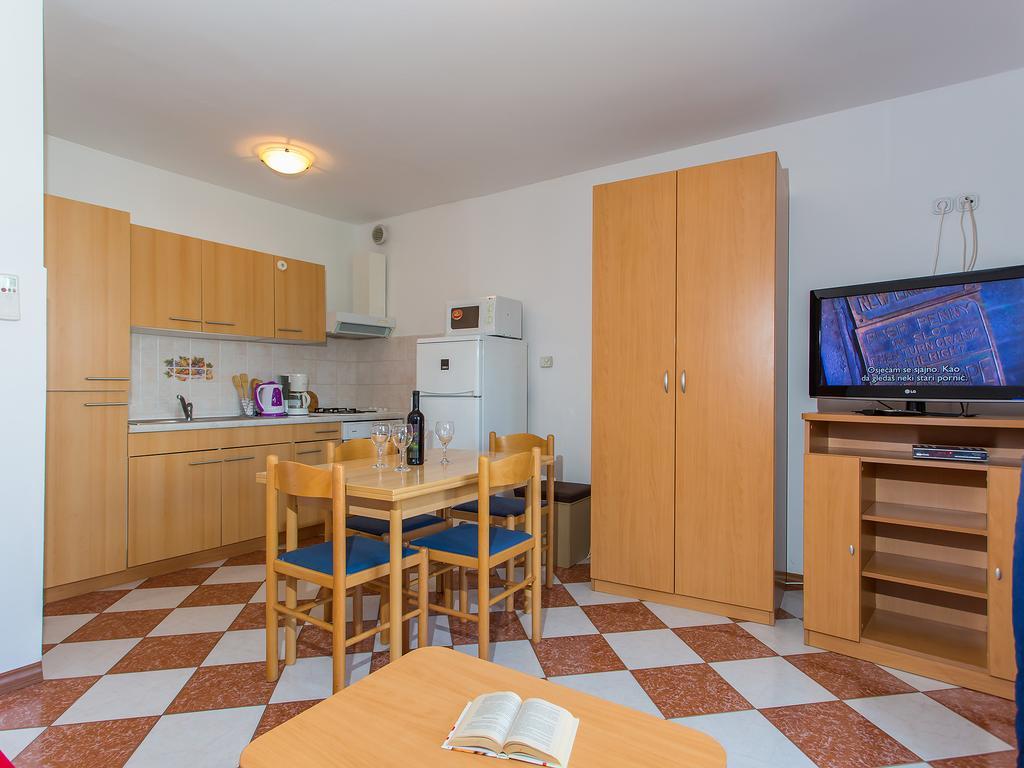 Apartments Ava Poreč Extérieur photo