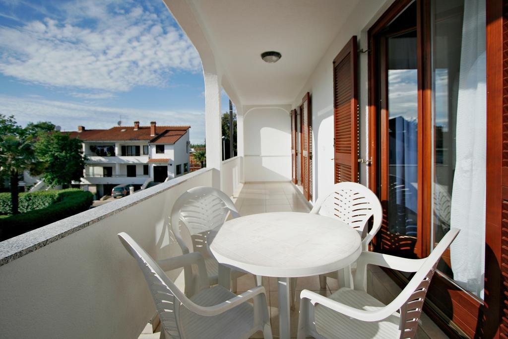 Apartments Ava Poreč Extérieur photo