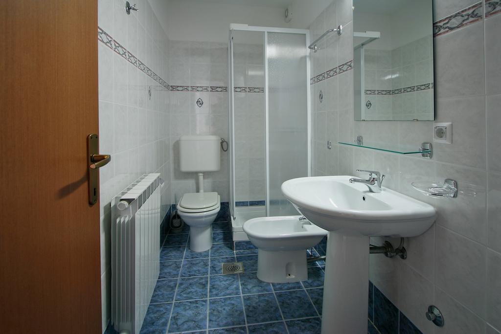 Apartments Ava Poreč Extérieur photo